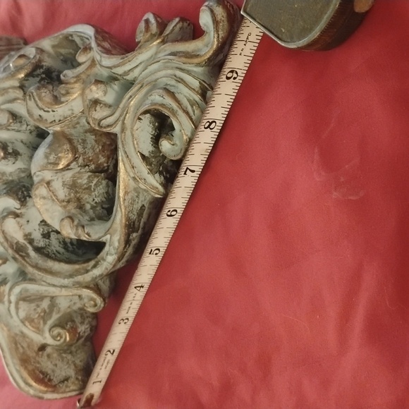 Antique Finish Old World Style Decorative Shelves - Picture 12 of 12